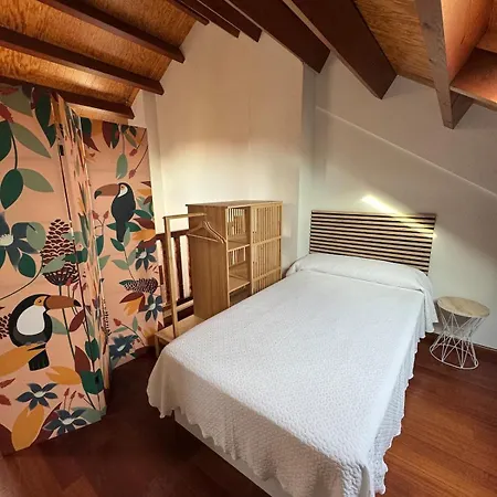 Mimosa En La Orilla *